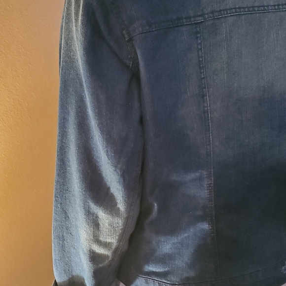 Distressed Denim Jacket - Picture 4 of 7